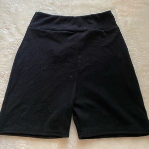 High waisted black ribbed biker shorts